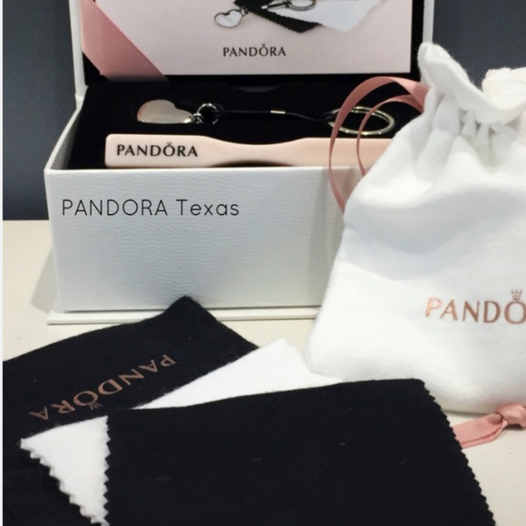 Pandora Jewellery Care/Cleaning Kit - Picture 3 of 3